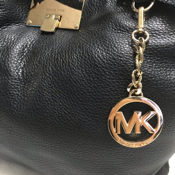 **SOLD** Authentic Michael Kors Channing Med Tote - Picture 4 of 8